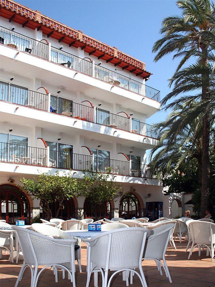 Hotel Comarruga Platja المظهر الخارجي الصورة
